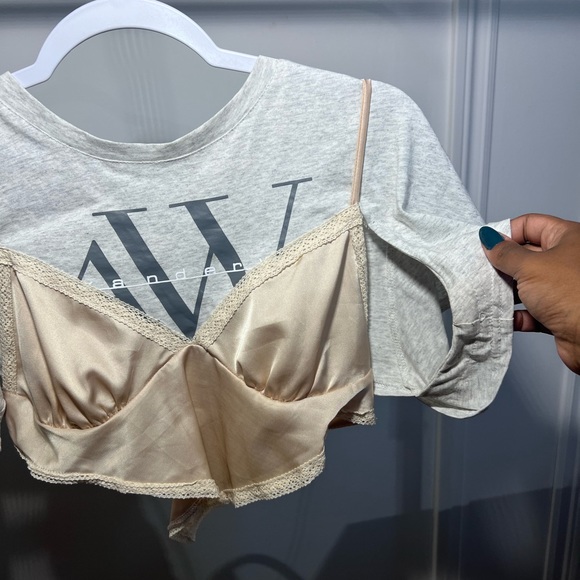 DUAL STYLE TOP // TWOTWINSTYLES // size small 🤍 - Picture 7 of 10